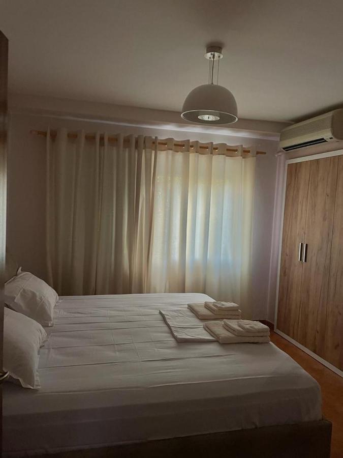 Apartment In Skanderbeg Square - Tirana Center 1 المظهر الخارجي الصورة