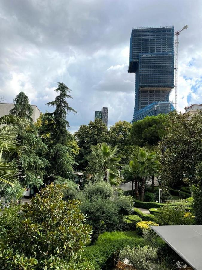 Apartment In Skanderbeg Square - Tirana Center 1 المظهر الخارجي الصورة